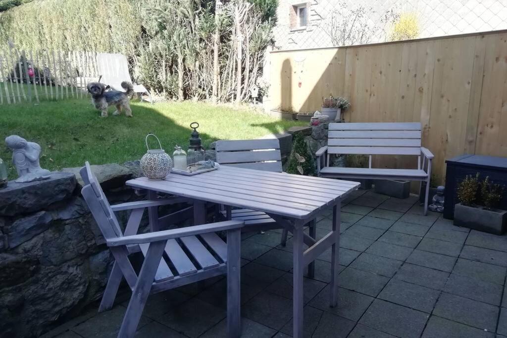 Laendlich & Gemuetlich In Mit 2 Schlafzimmern Appartement Raeren